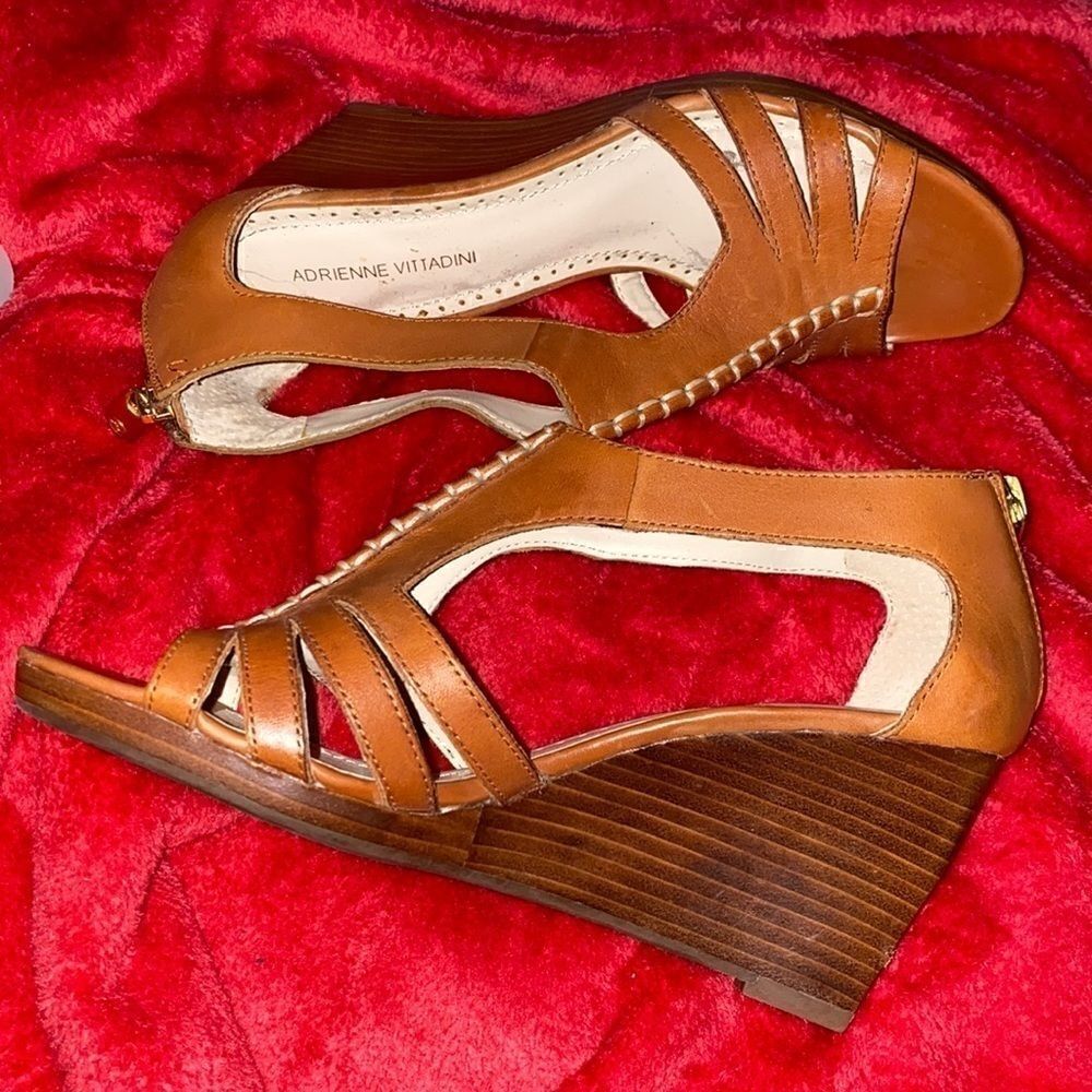 Adrienne Vittadini wedge sandals   - Picture 2 of 4